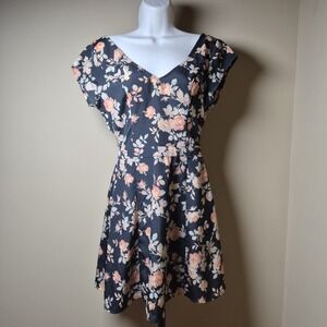 Jack BB Dakota Floral Cutout Back Fit and Flare Mini Dress Black Peach Size 2